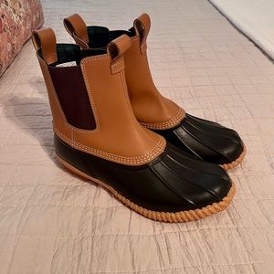 NWOT Land’s End Mens Chelsea Duck Boot size 10